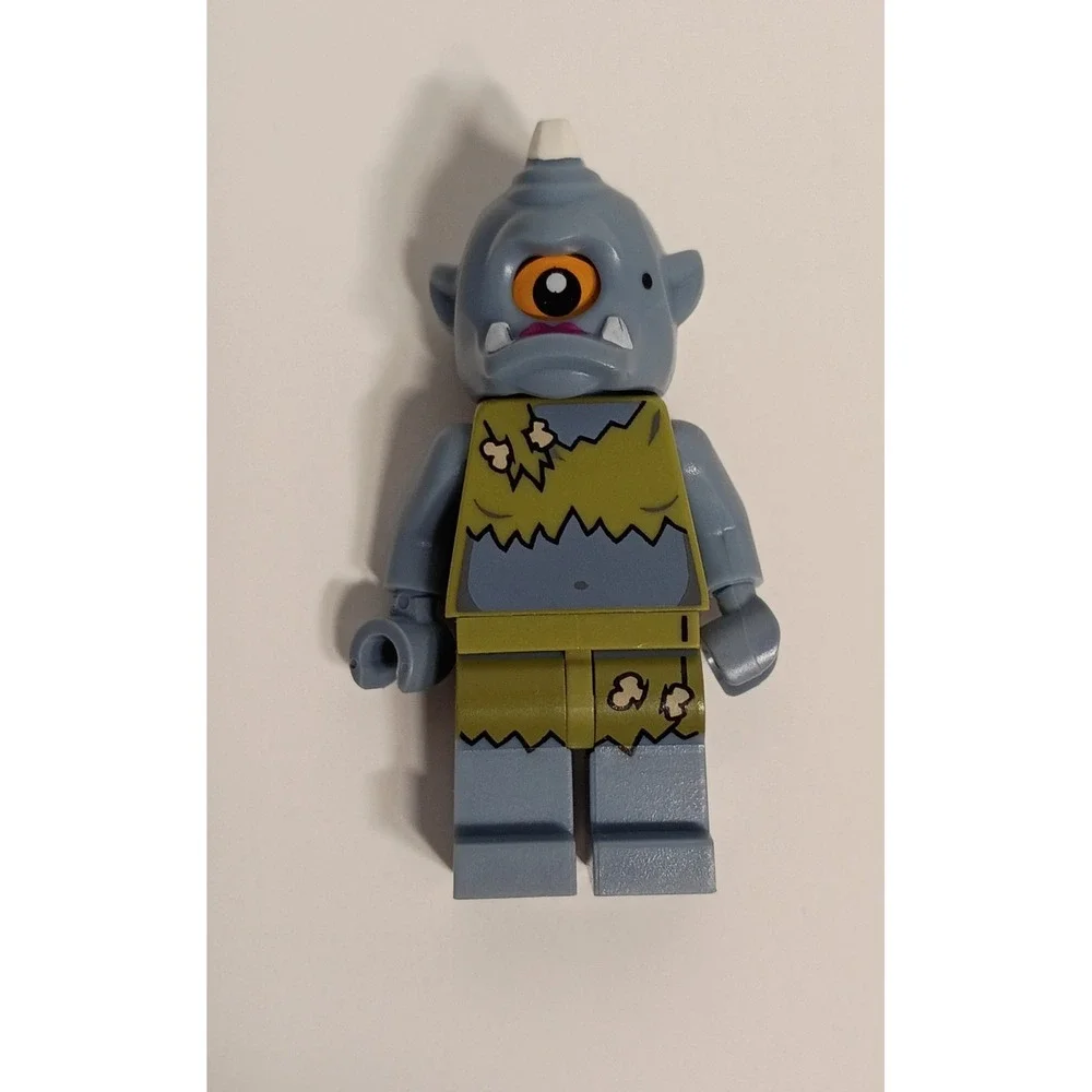 LEGO Series 13 Lady Cyclops Minifigure Monsters